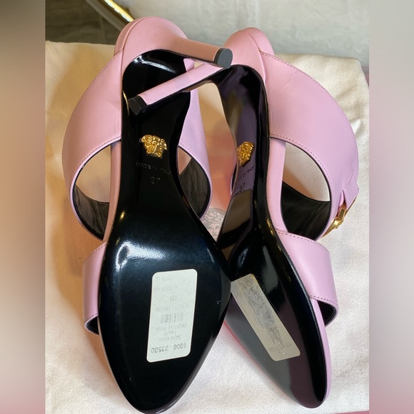 BRAND NEW VERSACE BUBBLEGUM PINK HEELS - Picture 5 of 5